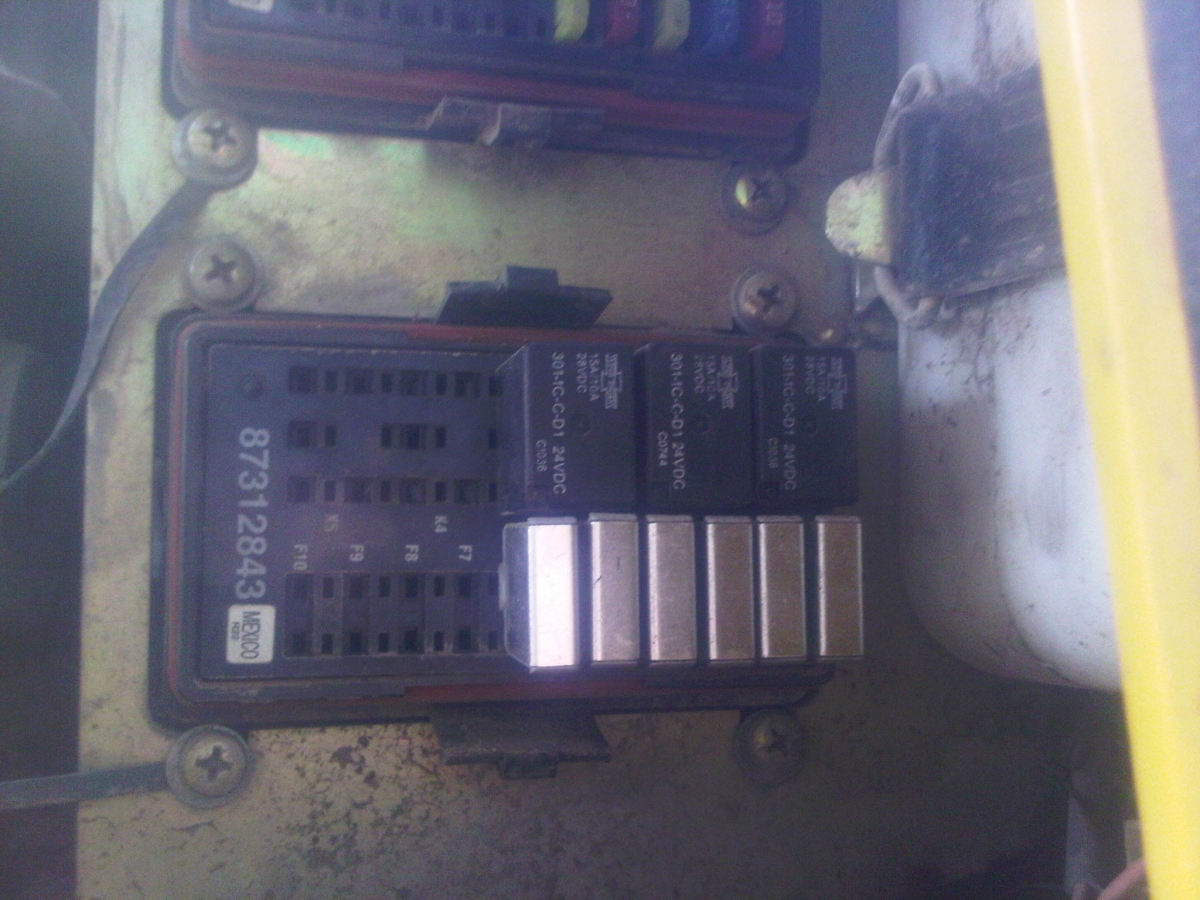 IMG00801-20120206-0853